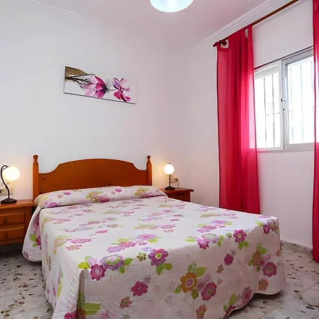 Holiday home Familiar Con Piscina Privada Y Jardin Conil De La Frontera