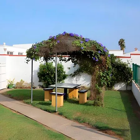 Familiar Con Piscina Privada Y Jardin Villa *